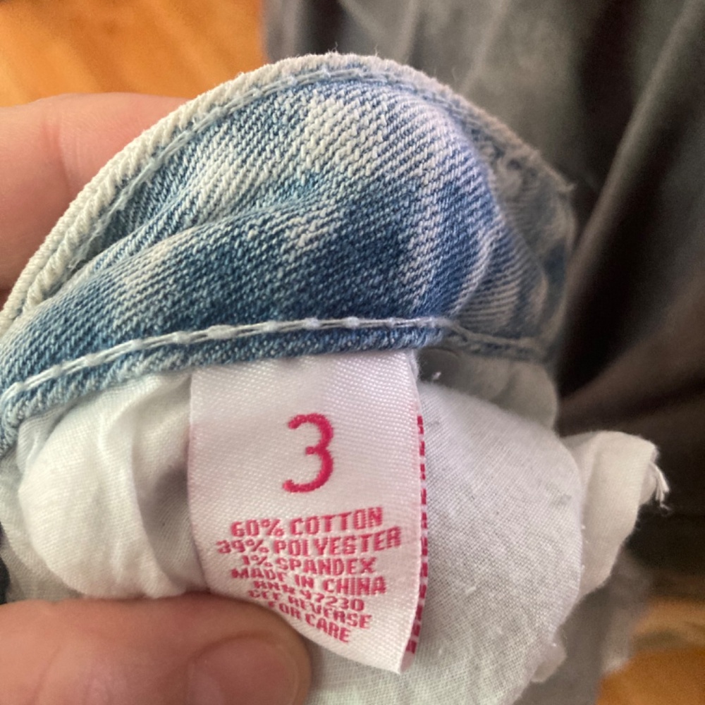 Jeans - Picture 3 of 6